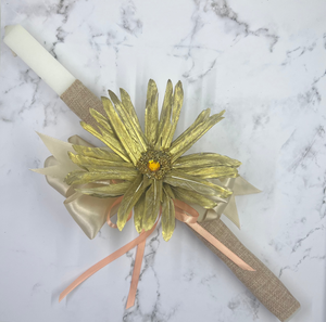 Lambatha/Palm Sunday Candle with antique gold flower